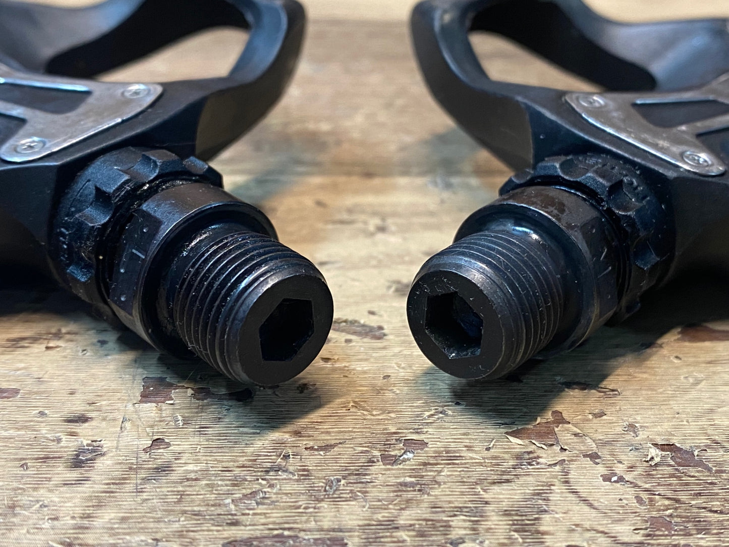 IJ906 シマノ SHIMANO PD-R550 ビンディングペダル SPD-SL