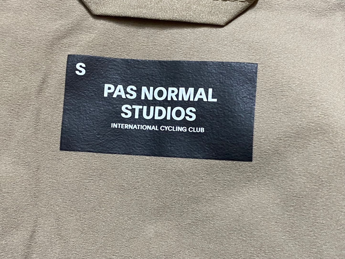 IV047 パスノーマルスタジオ PAS NORMAL STUDIOS Mechanism Stow Away Gilet ジレ ベスト 茶 S