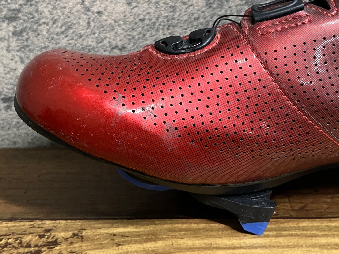 JB667 シマノ SHIMANO RC7 SHRC701M R01 S ビンディングシューズ 3穴 黒 赤 EU43