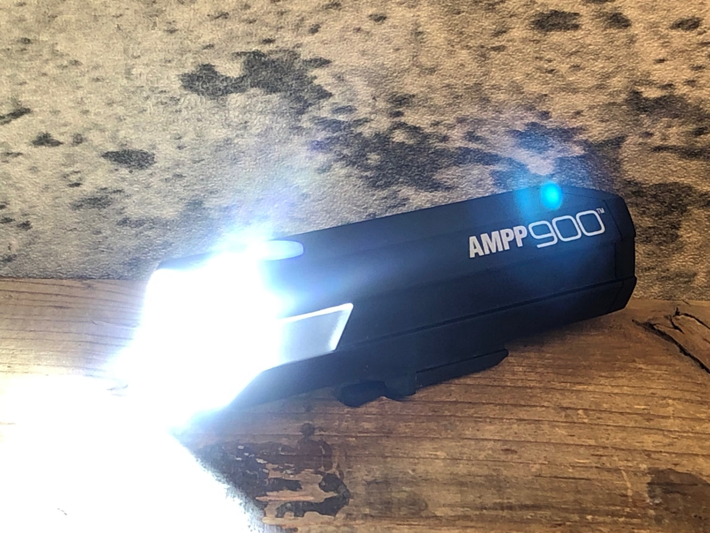 JC299 キャットアイ CATEYE AMPP900 HL-EL089RC フロントライト 本体のみ