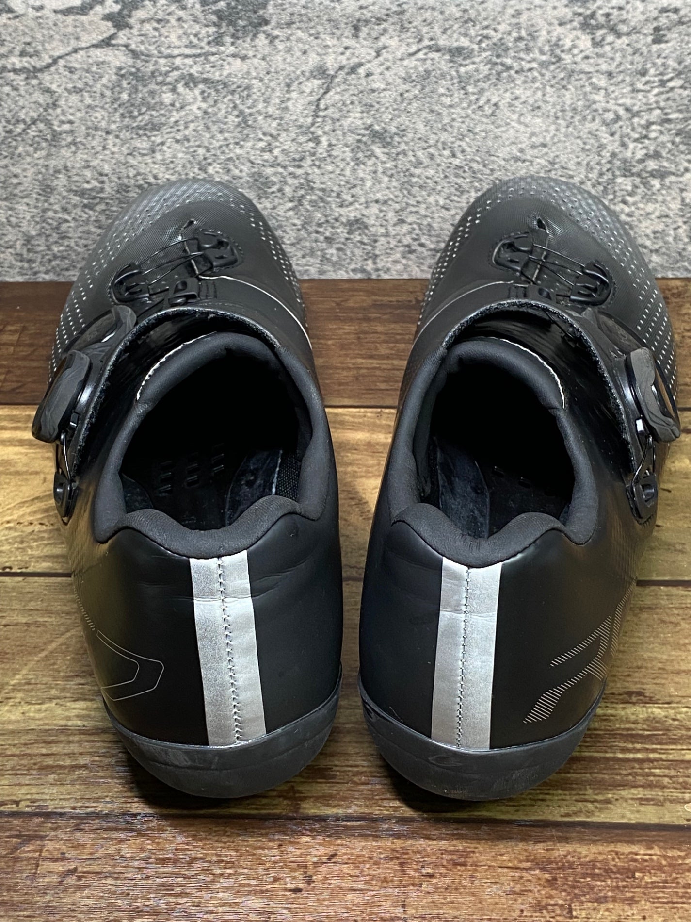 IY921 シマノ SHIMANO RC7 SH-RC702M ビンディングシューズ 黒 シルバー EU42 SPD-SL ※インナーソール欠品