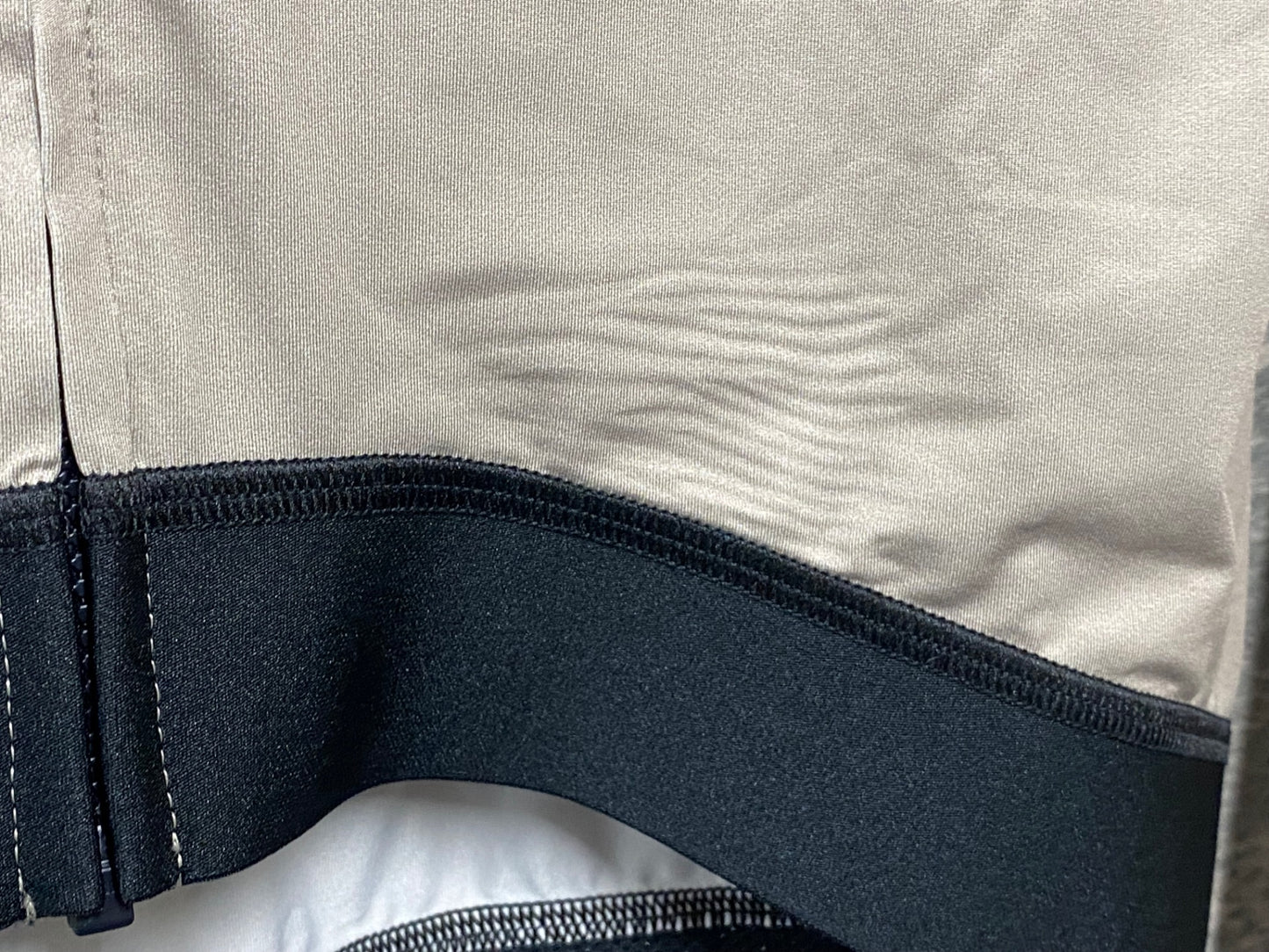 IZ256 ラファ Rapha PRO TEAM LONG SLEEVE TRAINING JERSEY カーキ M