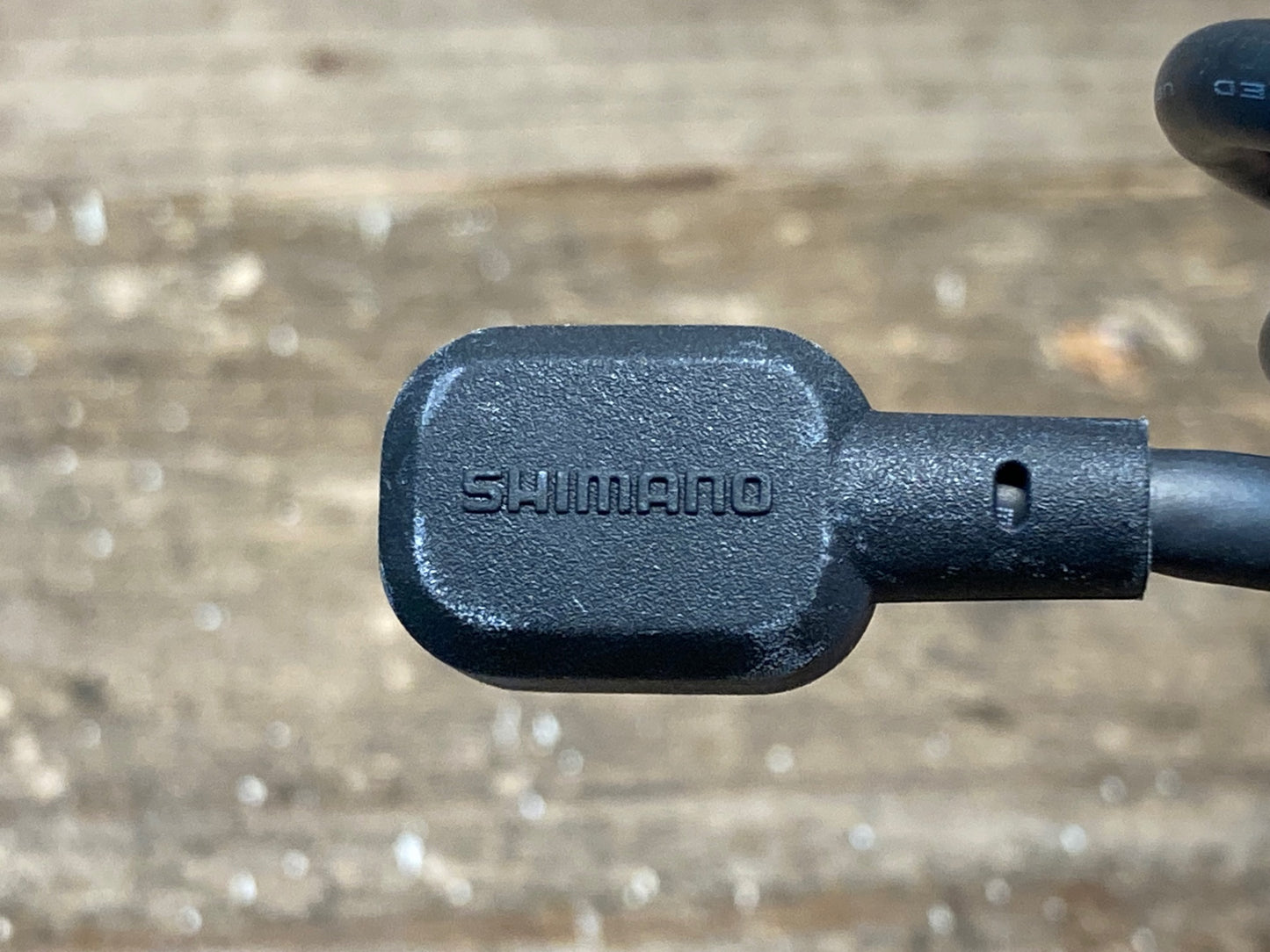 IQ093 シマノ SHIMANO EW-EC300 充電コネクター