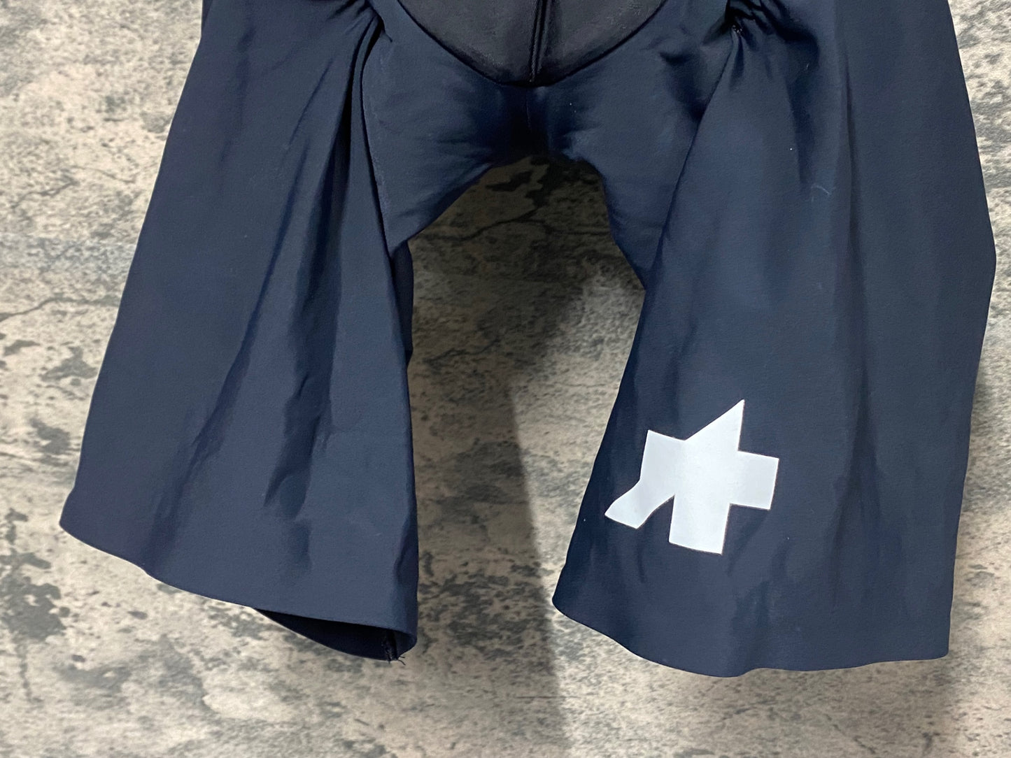 IZ188 アソス assos EQUIPE RS TARGA 半袖 ワンピース スキンスーツ 黒 S ※穴開き