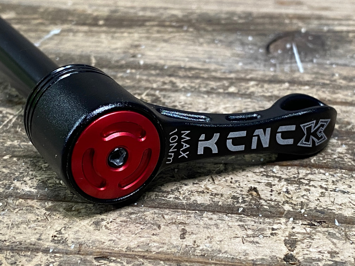 IW262 KCNC クイック&イージー スルーアクスル スキュワー QUICK&EASY リア 12x148mm