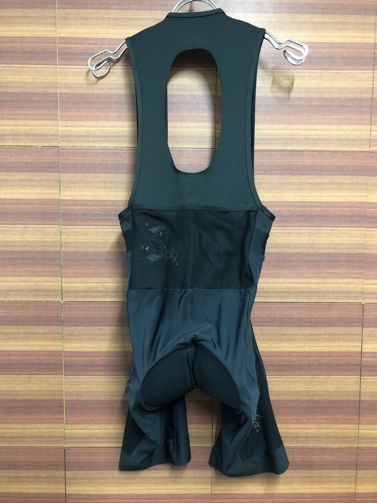 HR471 ラファ Rapha コアカーゴビブショーツ CORE CARGO BIB SHORTS 黒 M ※パッド付近擦れ有