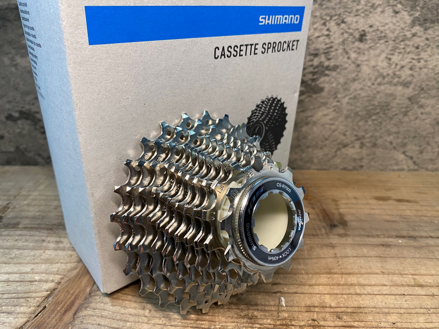 IY095 シマノ SHIMANO 105 CS-R7000 スプロケット 12-25T 11S 未使用品
