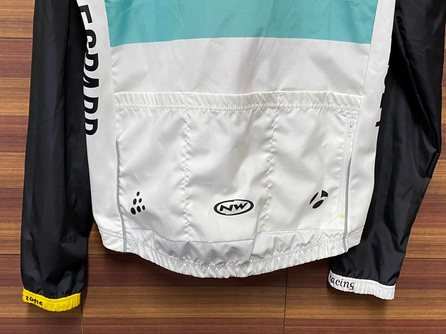 IT217 クラフト CRAFT 長袖 ウィンドブレイカー 黒 白 XS