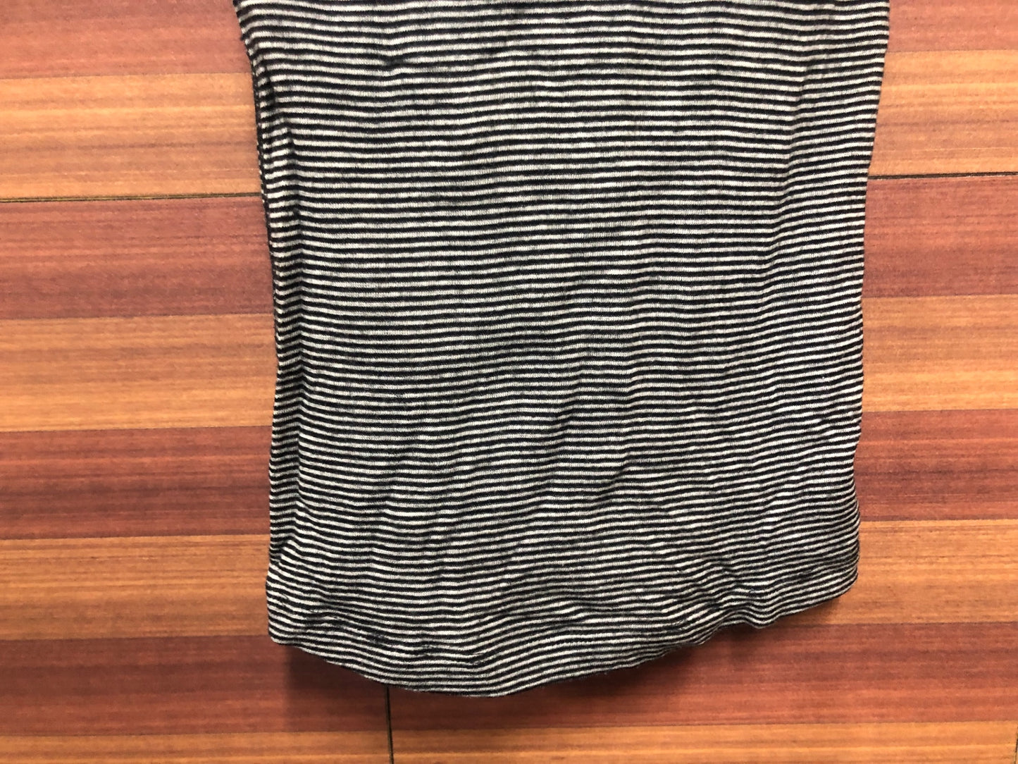 IO910 ラファ Rapha WOMEN'S SHORT SLEEVE MERINO BASE LAYER 半袖 べースレイヤー 黒 白 XXS レディース