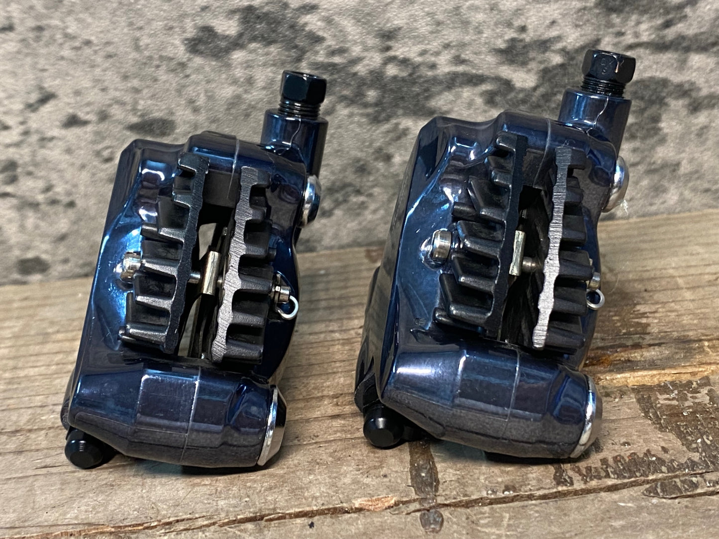 IU492 シマノ SHIMANO アルテグラ ULTEGRA BR-R8070 油圧 ディスクブレーキ キャリパー ※スレ傷あり