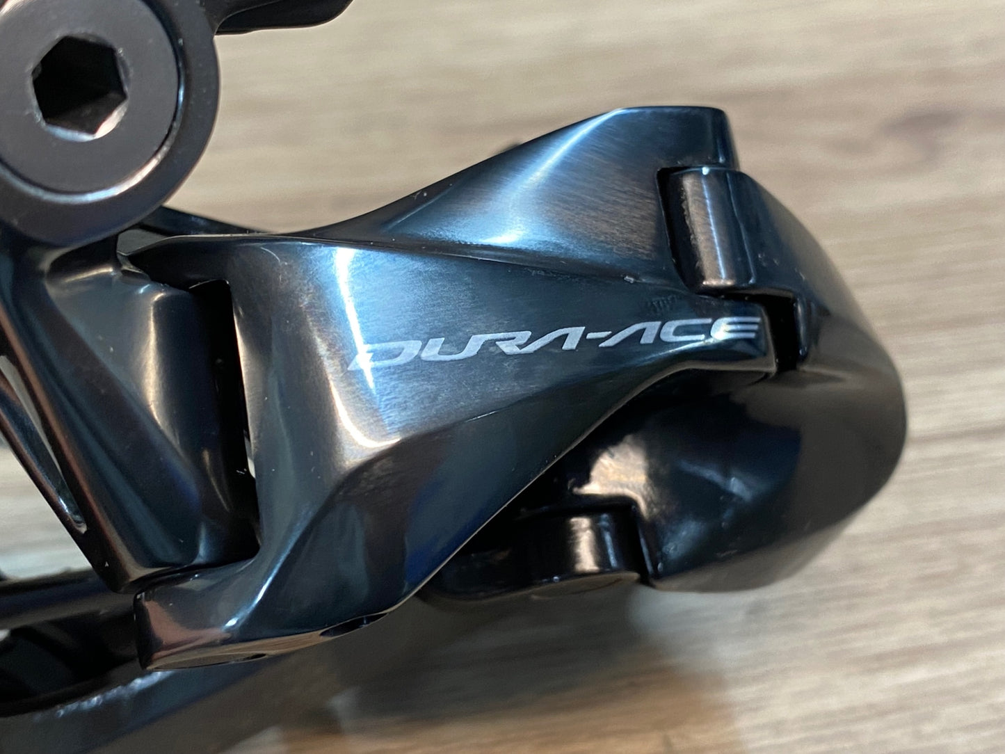 IW612 シマノ SHIMANO デュラエース DURA-ACE RD-R9100 リアディレイラー 11S 未使用品