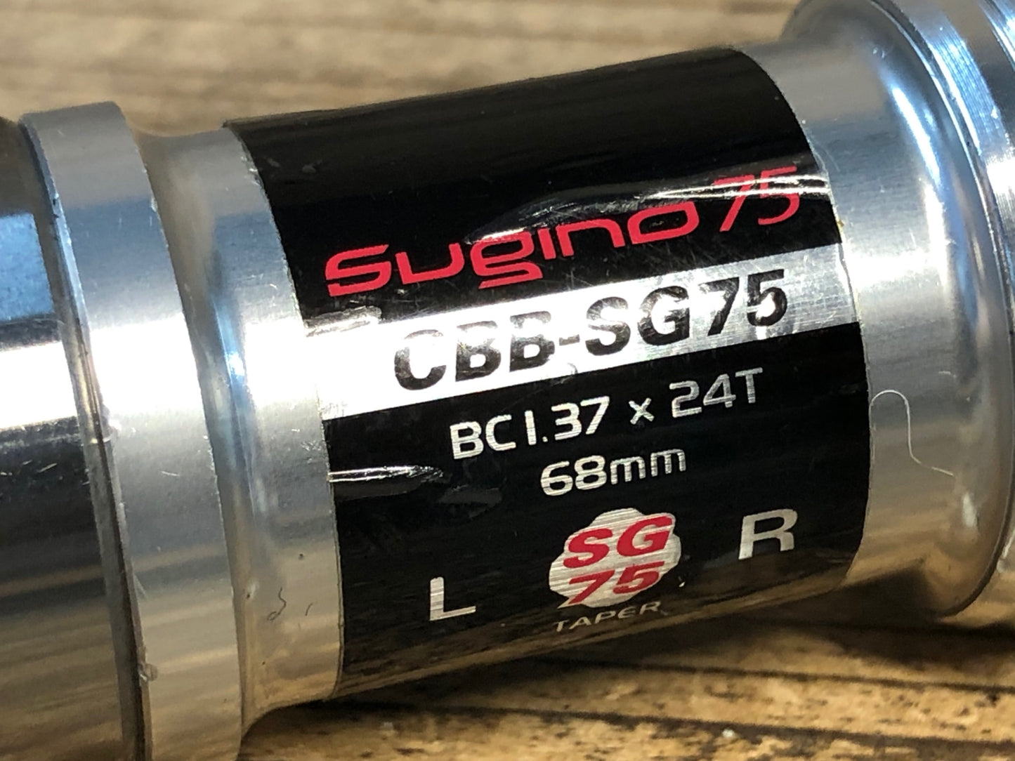 IF238 スギノ SUGINO SUGINO75 CBB-SG75 ボトムブラケット BB 軸長112mm 68mm BC1.37×24T