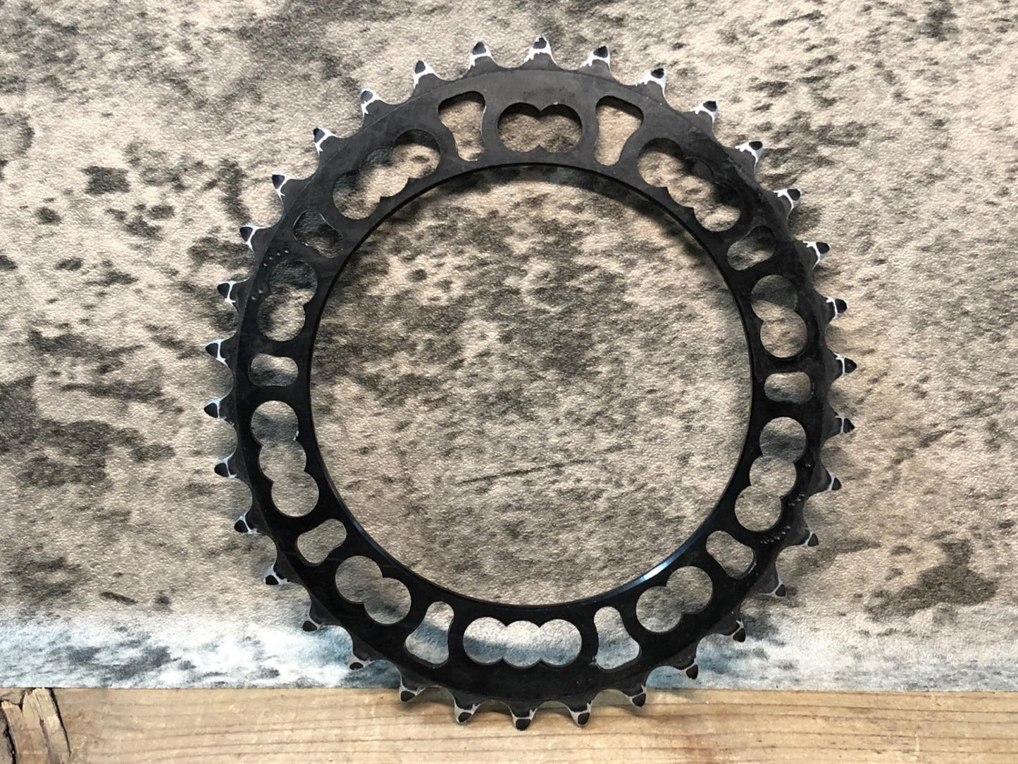 IO772 ローター ROTOR Q-RINGS チェーンリング 楕円 34T BCD110