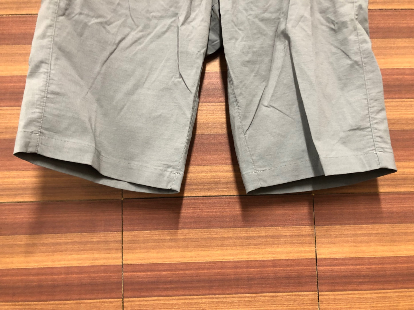 IK484 ラファ Rapha RANDONNEE SHORTS サイクルパンツ グレー 30 膝丈