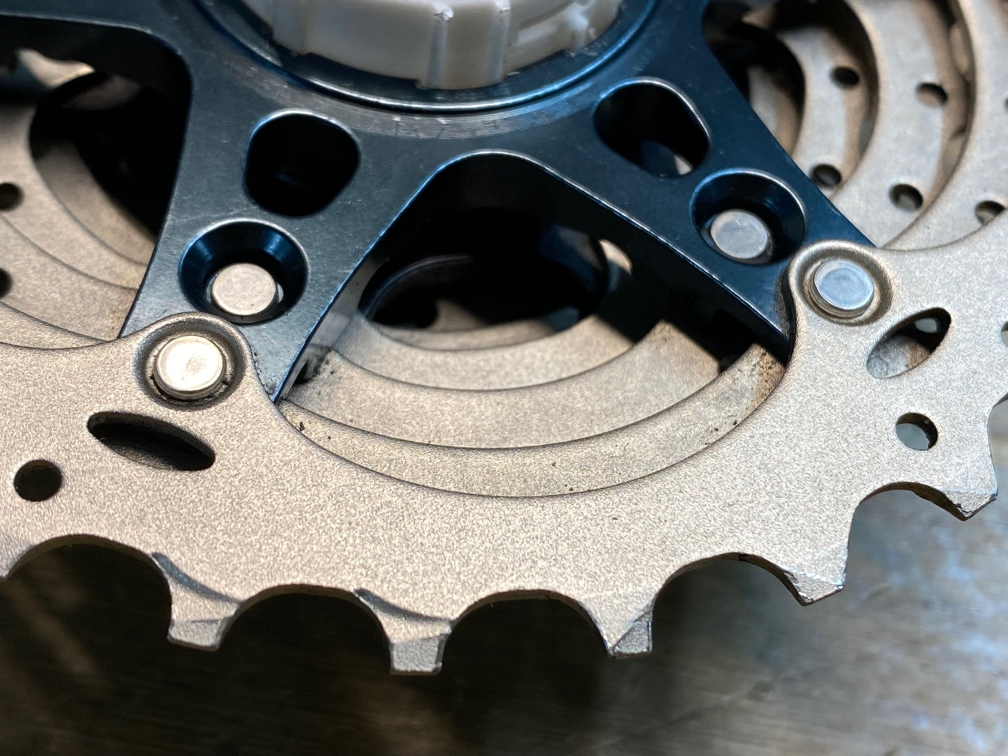 IV619 シマノ SHIMANO アルテグラ ULTEGRA スプロケット CS-R8000 11-30 11S