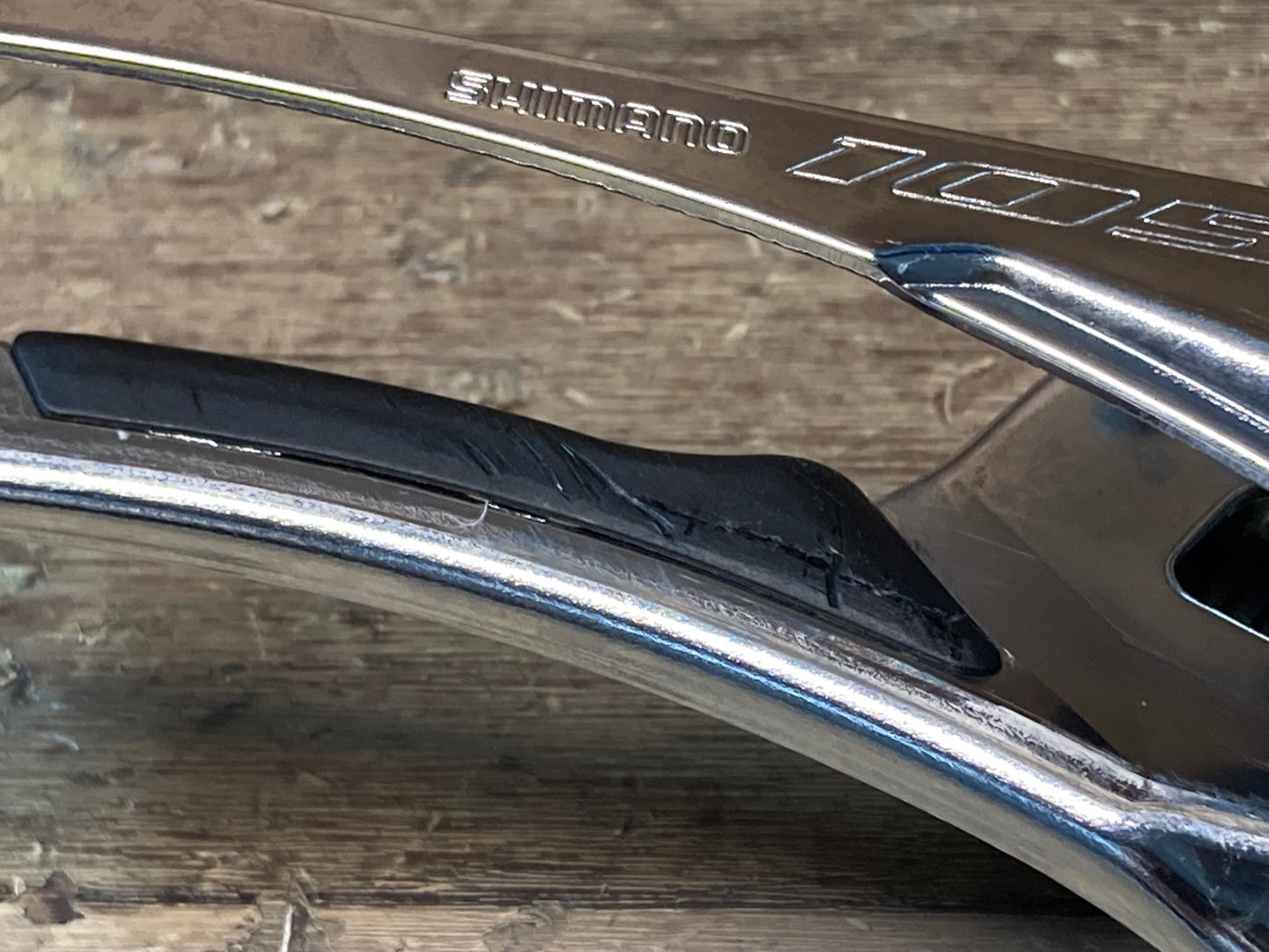 IF382 シマノ SHIMANO 105 FD-R7000 フロントディレイラー 2S 直付け 黒 クランプボルト欠品