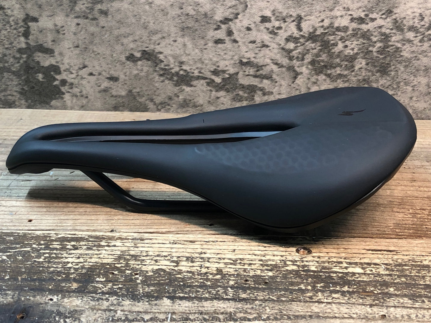 IY566 スペシャライズド SPECIALIZED POWER EXPERT MIRROR サドル 黒 130mm HOLLOW Tiレール