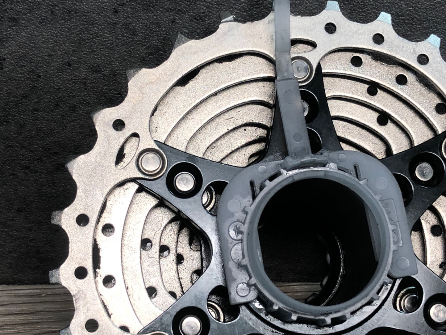 IU283 シマノ SHIMANO アルテグラ ULTEGRA CS-6800 スプロケット 11S 11-28T