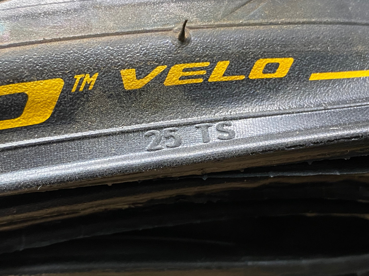 JA583 ピレリ PIRELLI P ZERO VELO クリンチャータイヤ 700x25c 2本セット