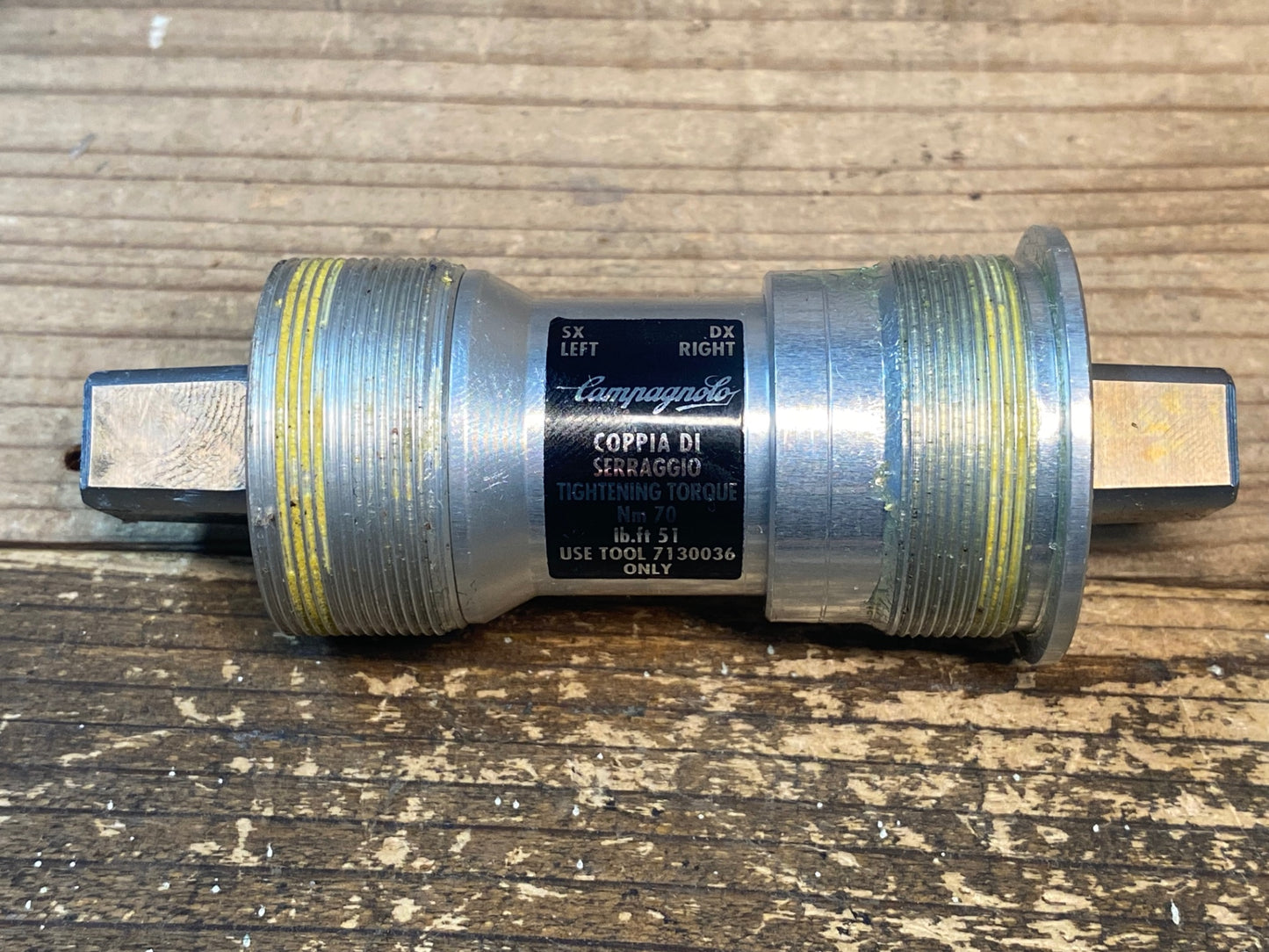 IW664 カンパニョーロ CAMPAGNOLO CHORUS ボトムブラケット BB JIS/BSA 102mm スクエアテーパー 未使用