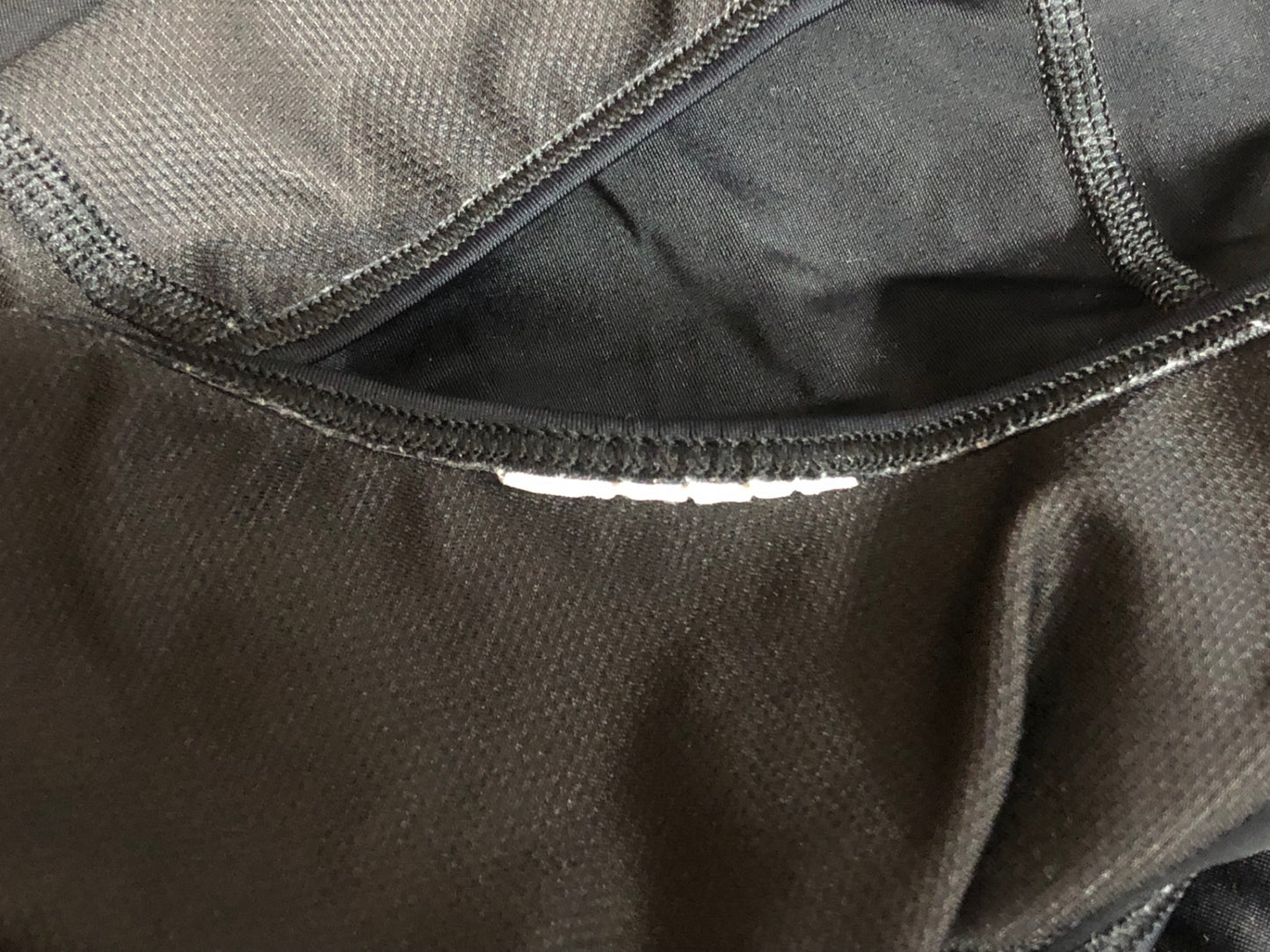 IN880 レッドホワイト Red White ビブショーツ 黒 ※サイズ不明、タグカット