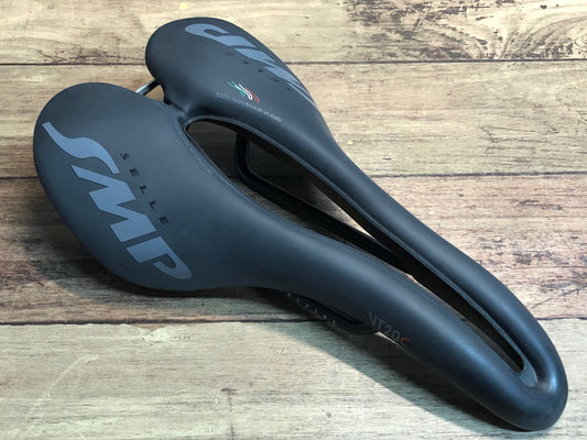 IR593 SELLE SMP VT20C サドル ステンレスレール 144mm 黒