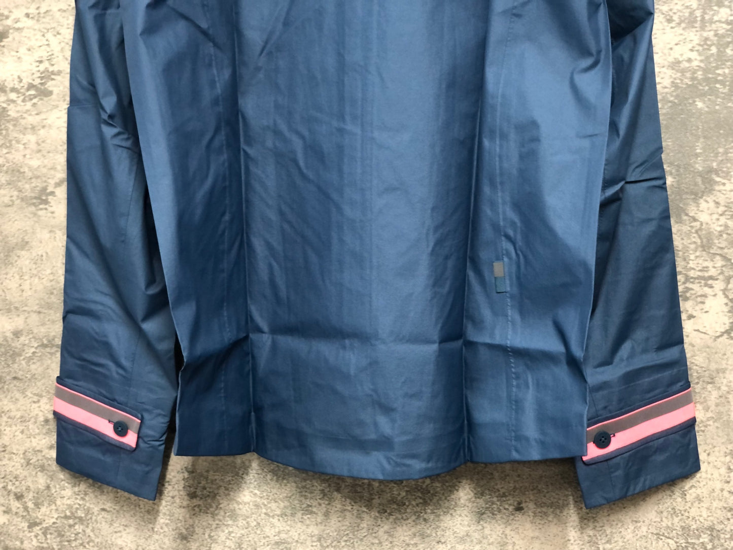 IX940 ラファ Rapha PACKABLE WATERPROOF JACKET 長袖 サイクルジャケット 紺 S