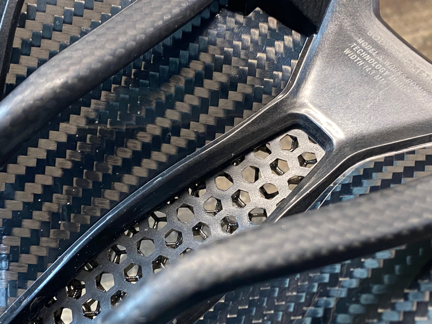 IS077 スペシャライズド S-WORKS ROMIN EVO MIRROR SADDLE サドル 143mm