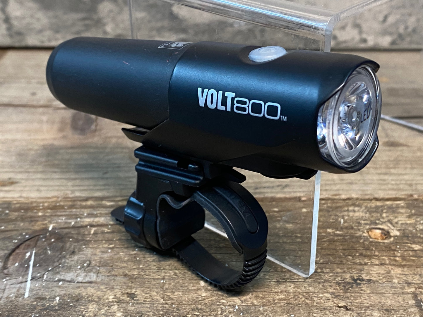 IO317 キャットアイ CATEYE VOLT800 フロントライト ※動作確認済み