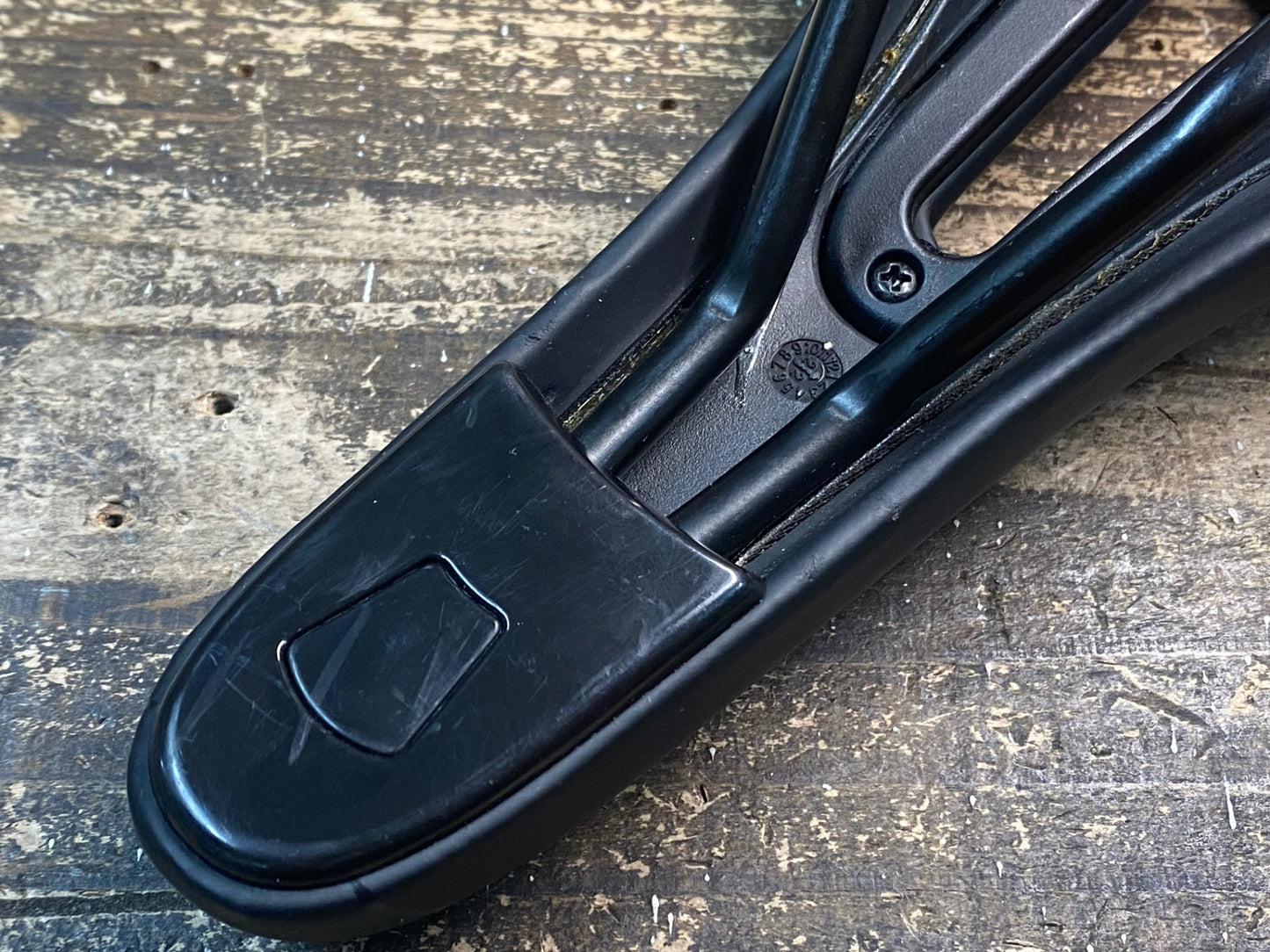 IO030 セラロイヤル selle royal r.e.med サドル クロモリレール 143mm