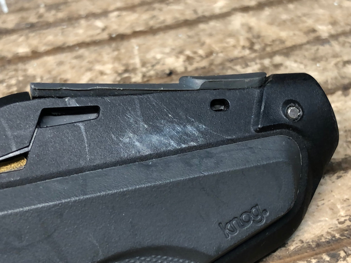 IL218 ノグ Knog FANG MULTI TOOL ツール