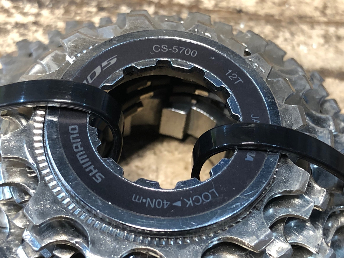 HX959 シマノ SHIMANO 105 CS-5700 スプロケット 12-25T 10S