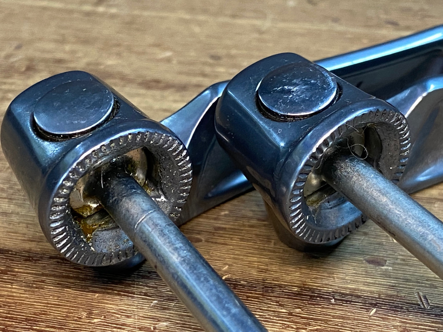 IR766 シマノ SHIMANO デュラエース DURA-ACE WH-9000 クイックリリース 100/130mm