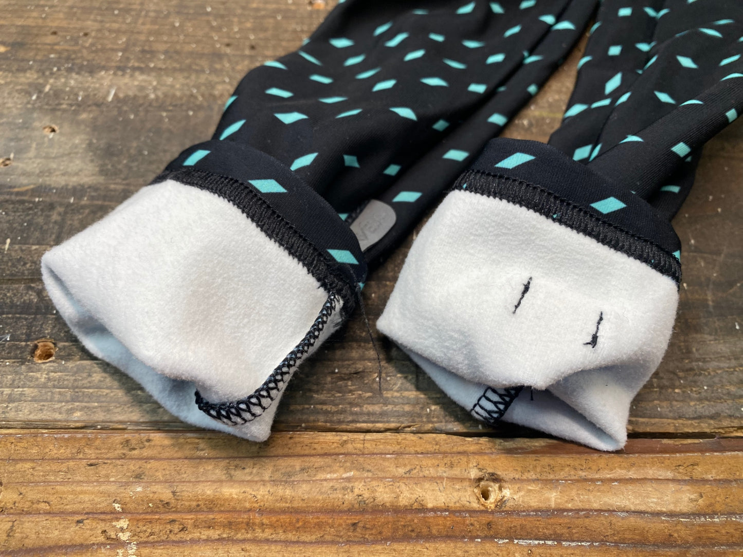 II605 モルベロ MORVELO アームウォーマ― 黒 S