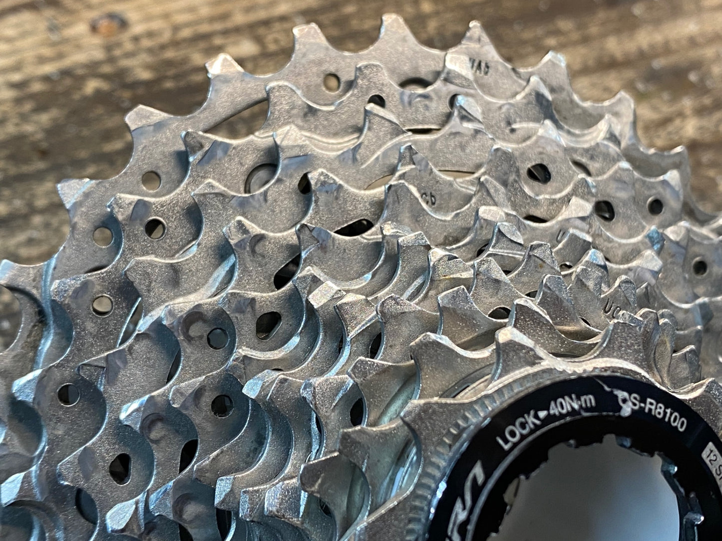 IS575 シマノ Shimano アルテグラ ULTEGRA CS-R8100 スプロケット 11-30T 12s