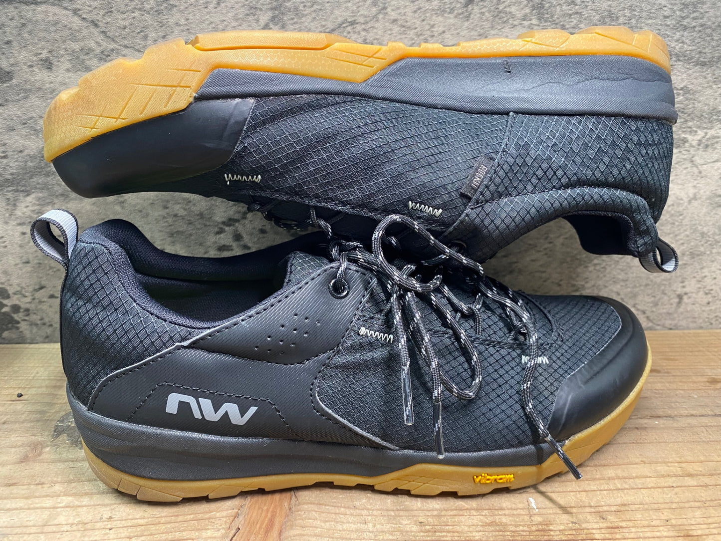 IV402 ノースウェーブ NORTHWAVE ロキット ROCKIT ビンディング トレイルシューズ 2穴 EU41 黒