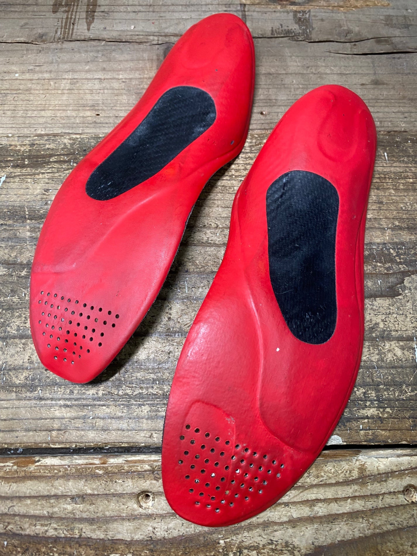 IU396 ソールスター SOLESTAR KONTROL インソール 赤 ※サイズ不明 実測 26.5cm