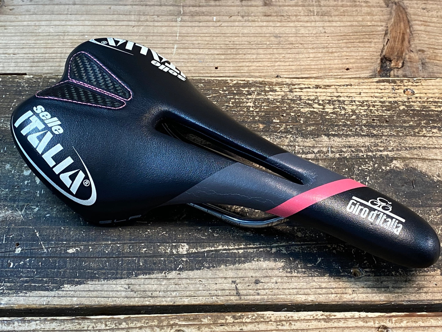 IZ341 セライタリア selle italia SLR ジロ・デ・イタリア Giro d Italia 2016 サドル チタンレール 白