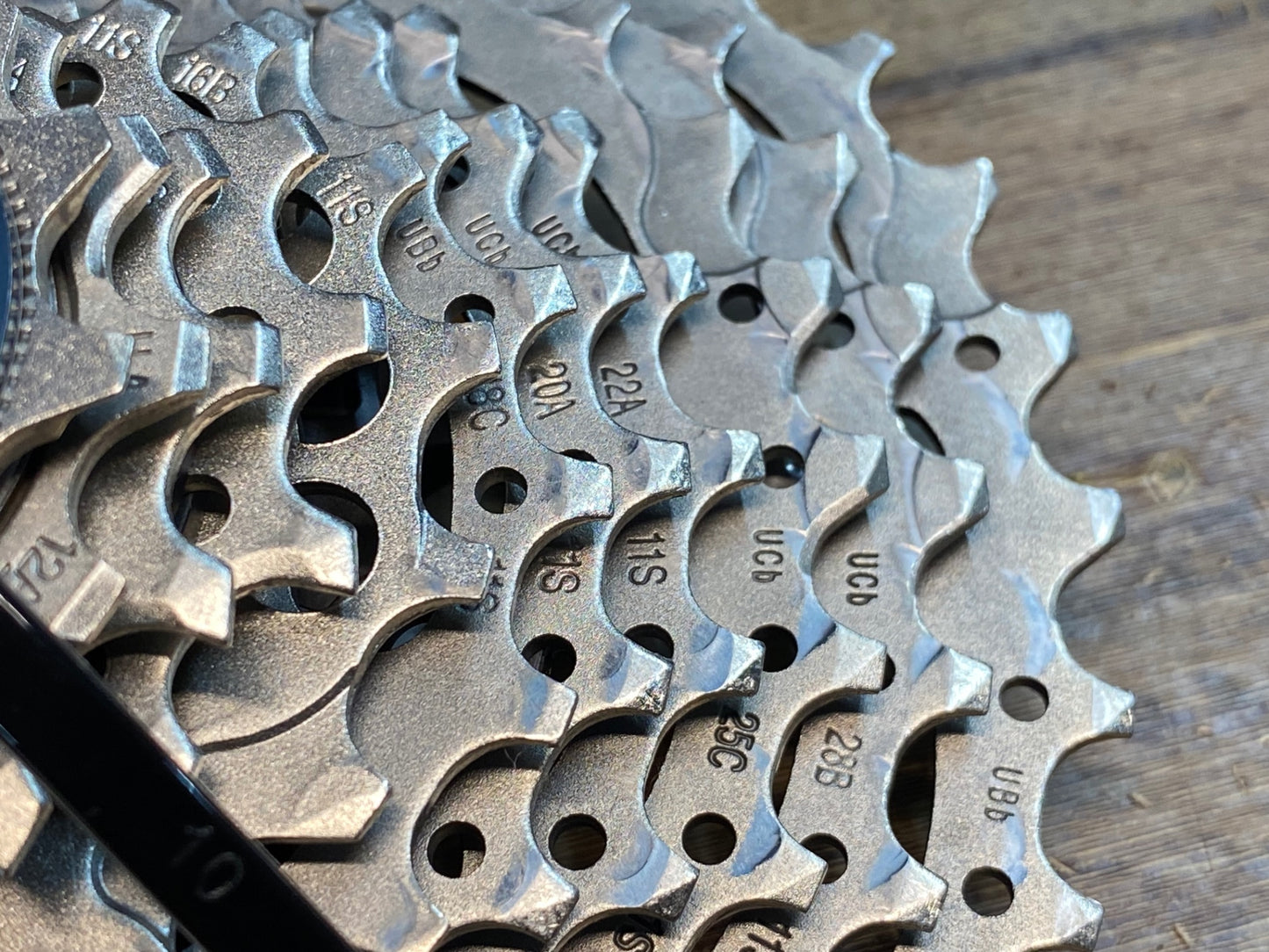 IV714 シマノ SHIMANO アルテグラ ULTEGRA CS-R8000 スプロケット 11S 11-32T