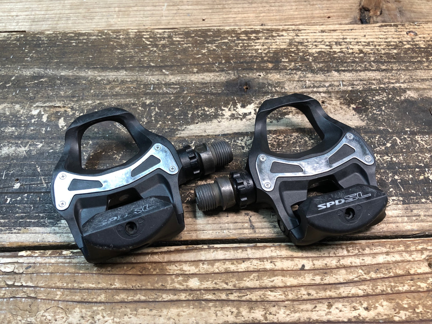 IE124 シマノ SHIMANO PD-R550 ビンディングペダル SPD-SL