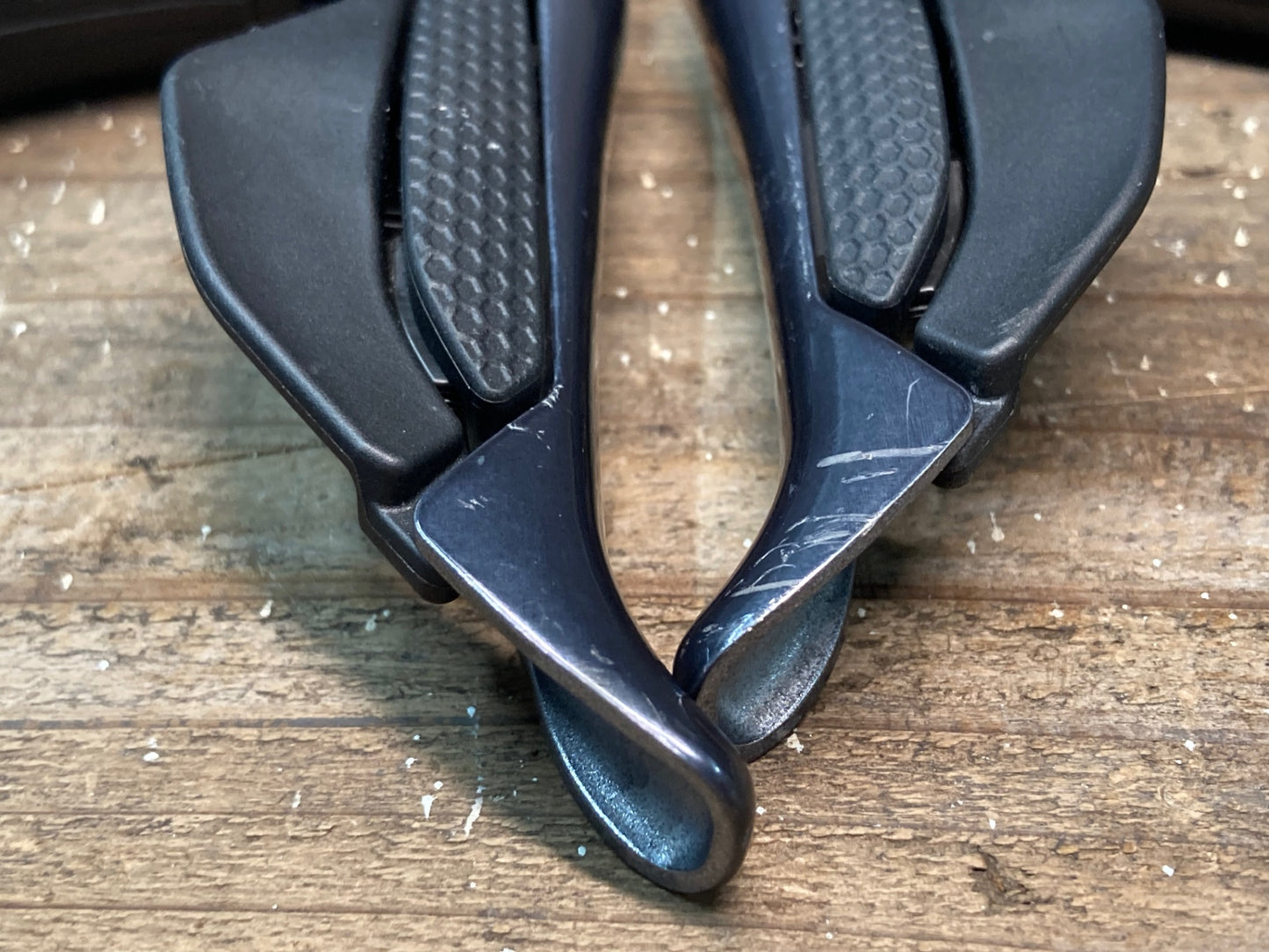 IL891 シマノ SHIMANO アルテグラ ST-R8050 STIレバー 2×11S 左右セット ※レバー先端スレあり