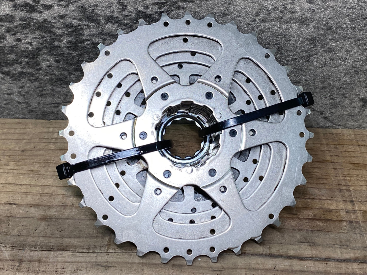 HH449 シマノ SHIMANO CS-HG500-10 スプロケット 10S 11-32T