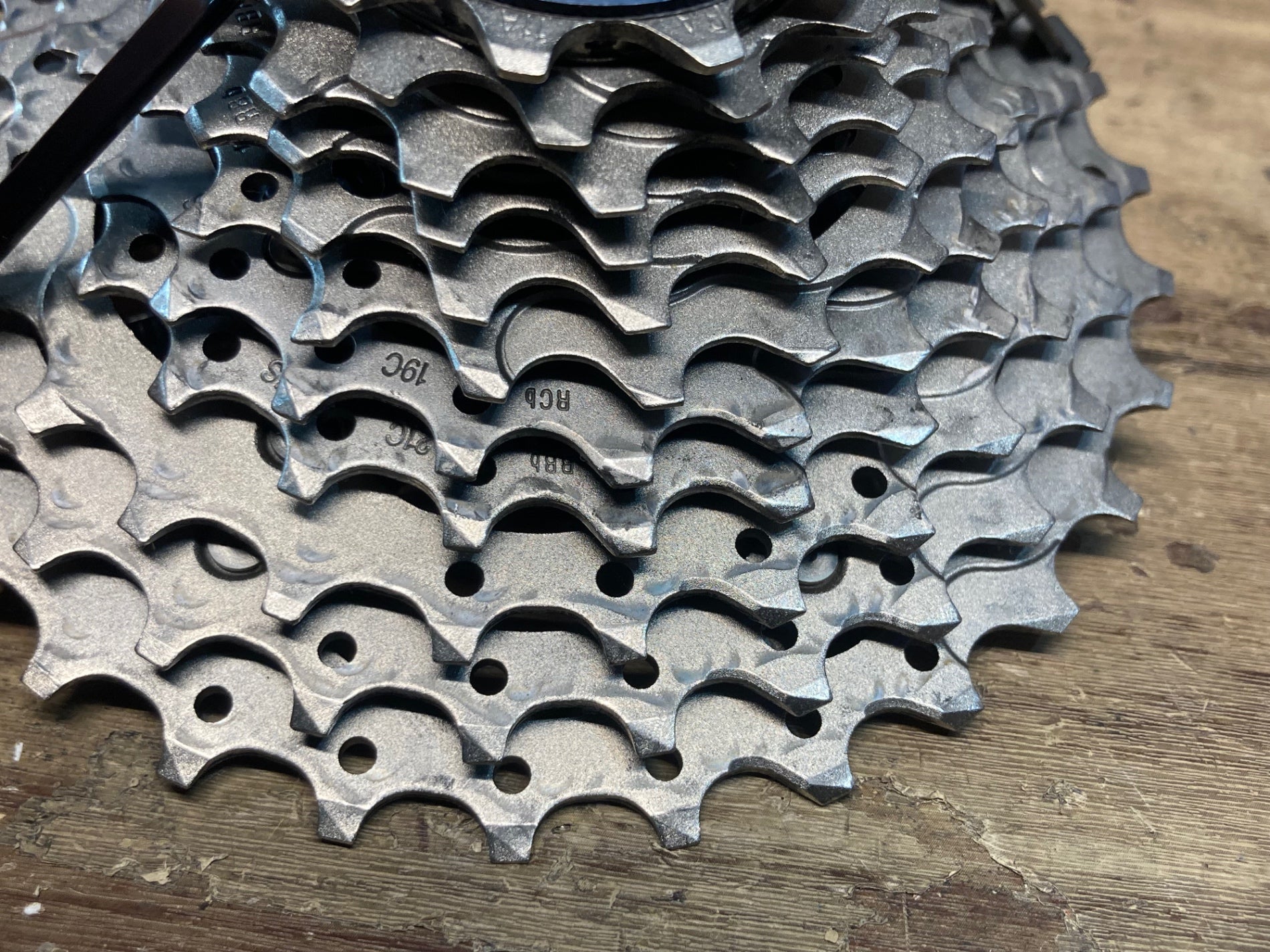 II715 シマノ SHIMANO アルテグラ ULTEGLA CS-R8000 11-30T 11S スプロケット II715 シマノ SHIMANO アルテグラ ULTEGLA CS-R8000 11-30T 11S