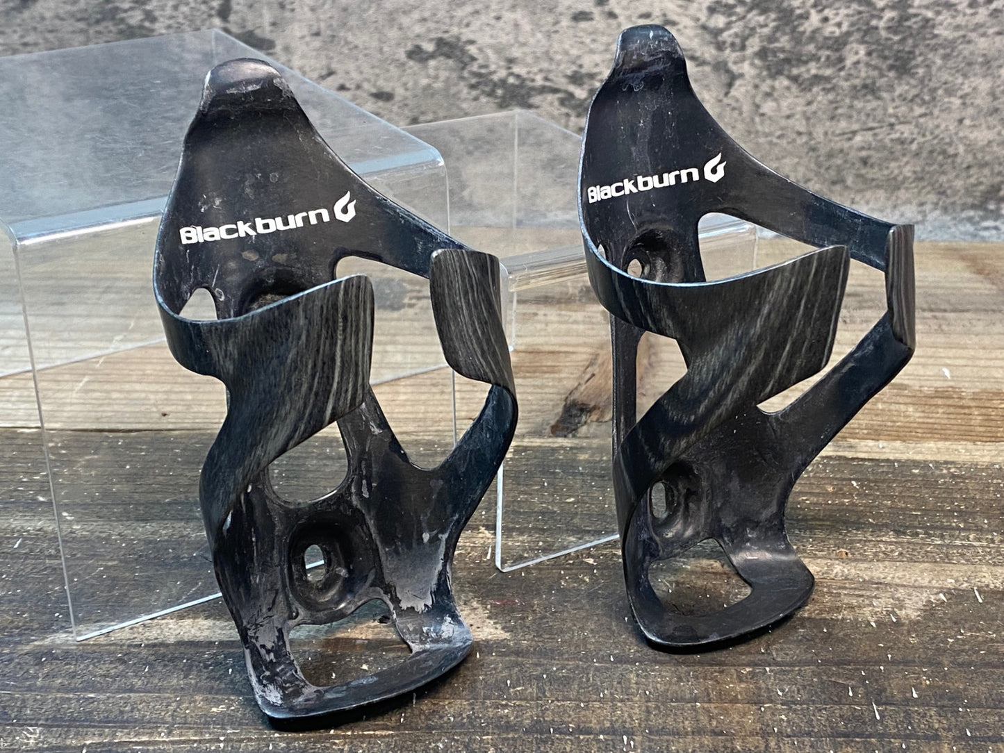 IS500 ブラックバーン BLACK BURN ボトルケージ カーボン 2個セット