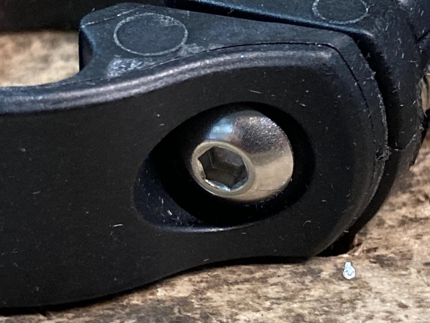 IR297 ノグ knog OI CLASSIC ベル EDITION SMALL Φ22.2 ゴールド