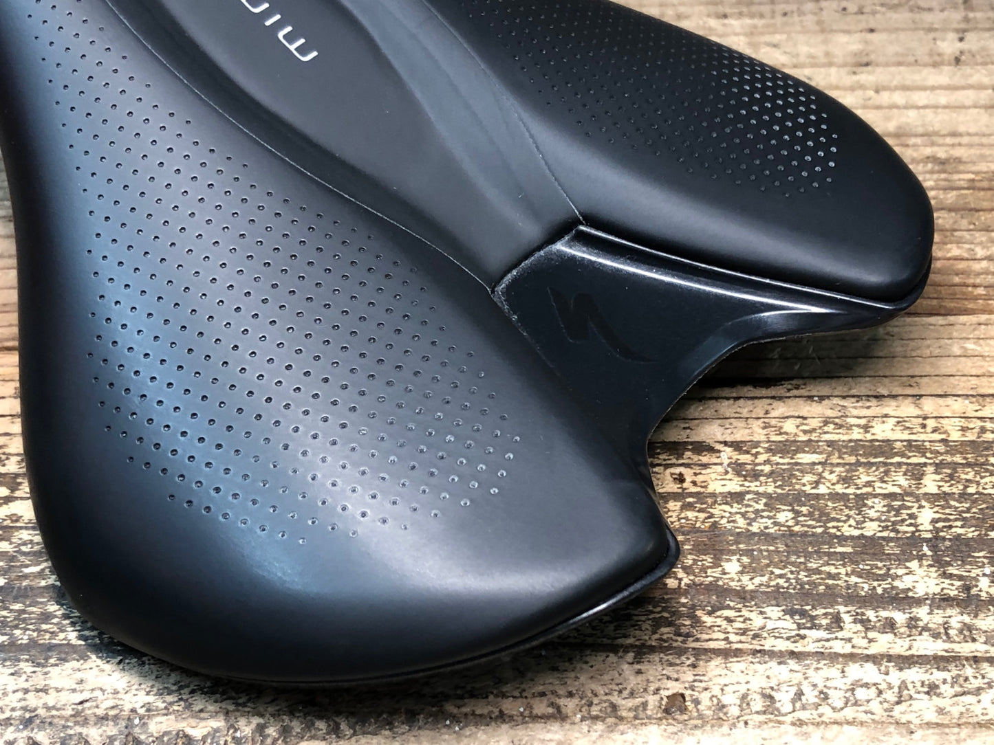 IZ635 スペシャライズド Specialized ROMIN EVO MIMIC サドル チタンレール