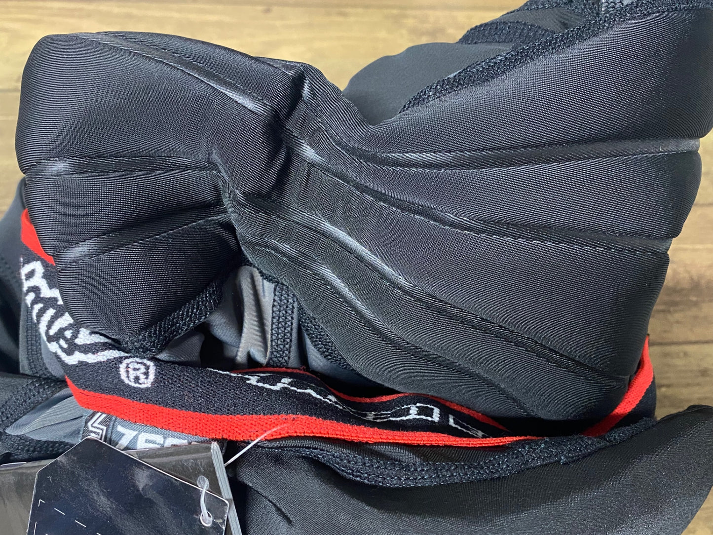 IR899 トロイリ― TroyLee Ⅾesigns BASE PROTECTIVE SHORTS 黒 LG 未使用品