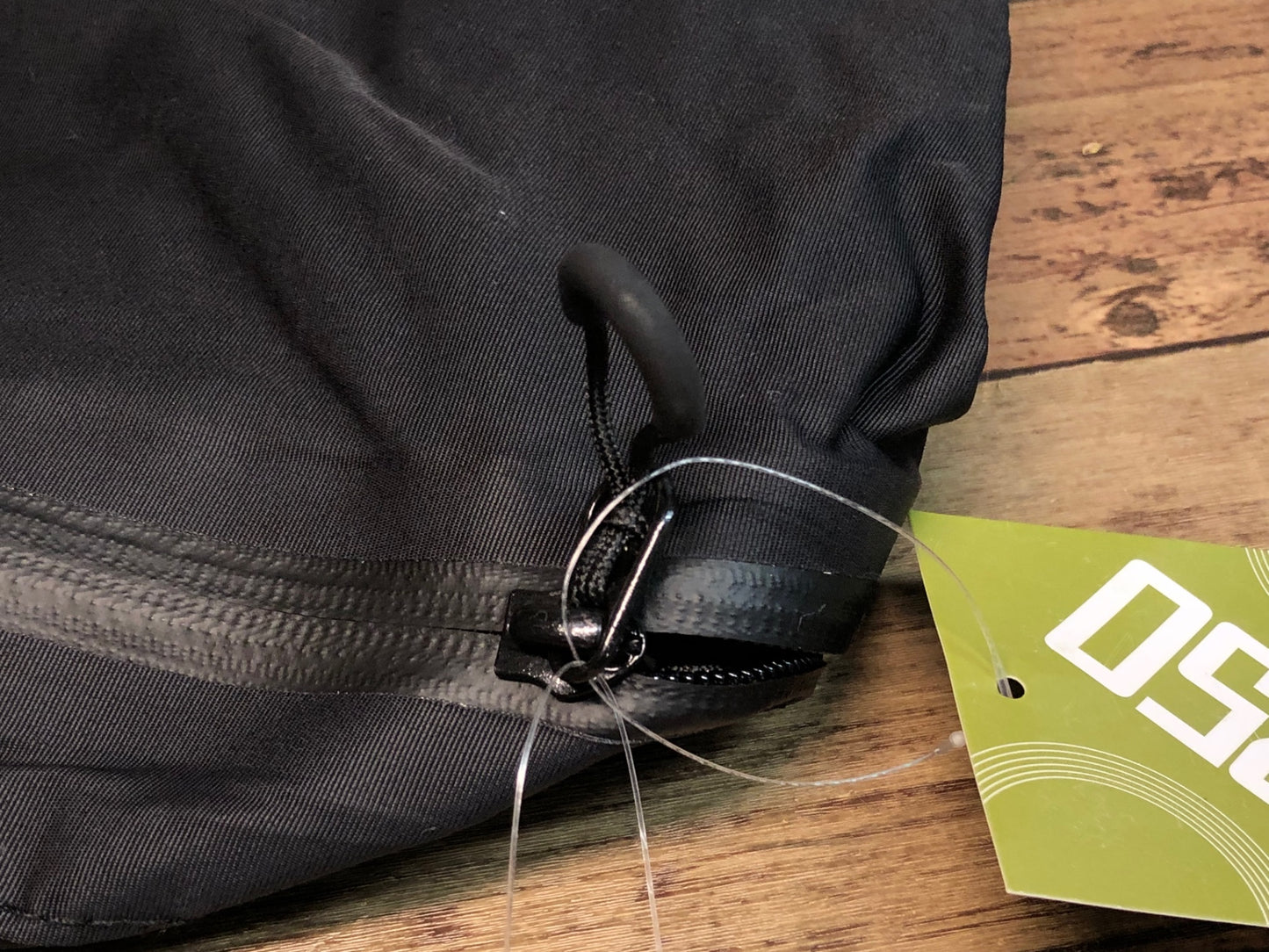 IJ991 R250 防水スクエアバックパック 黒