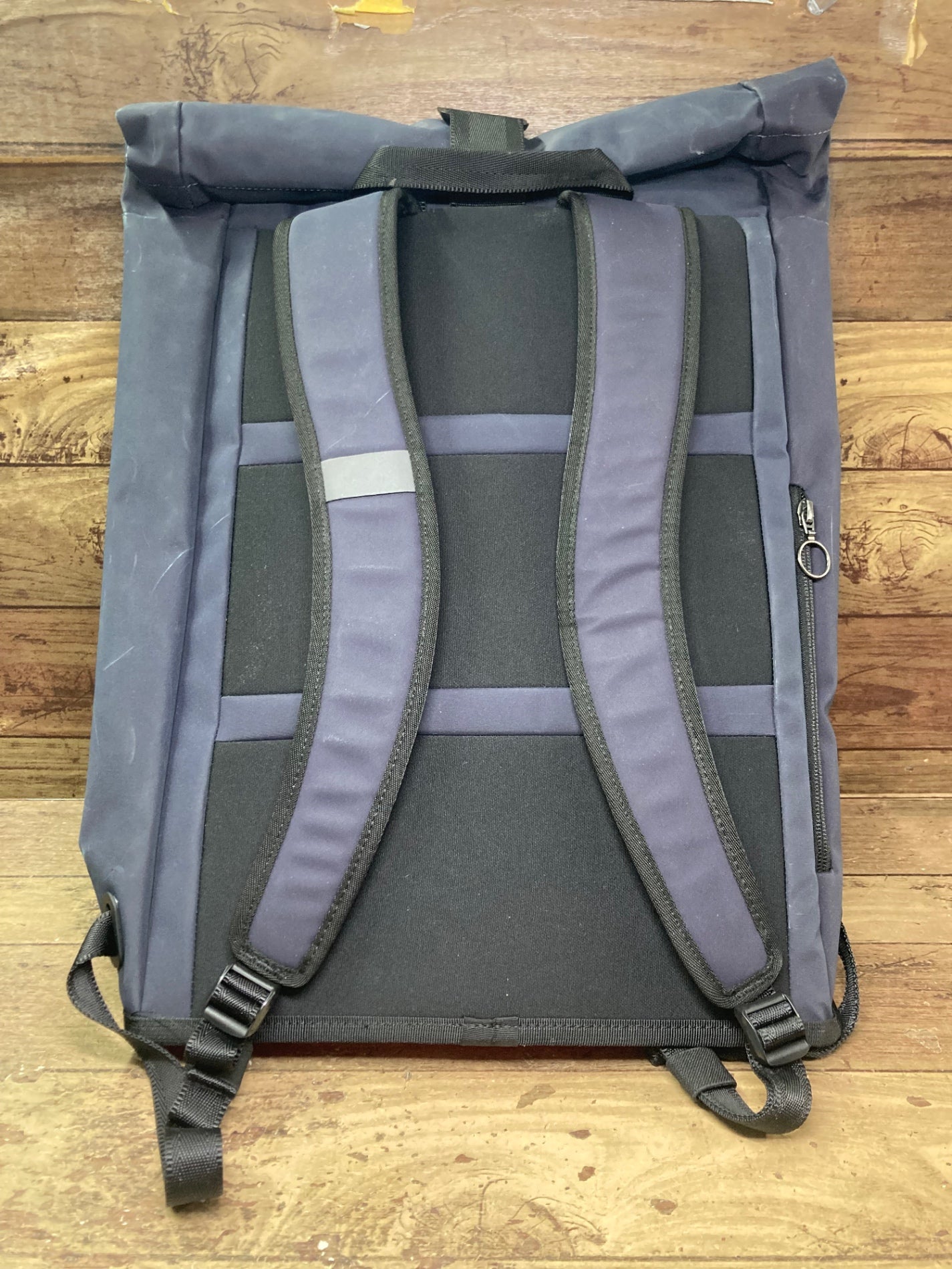 IJ406 ラファ Rapha ROLL TOP BACKPACK リュック バックパック グレー