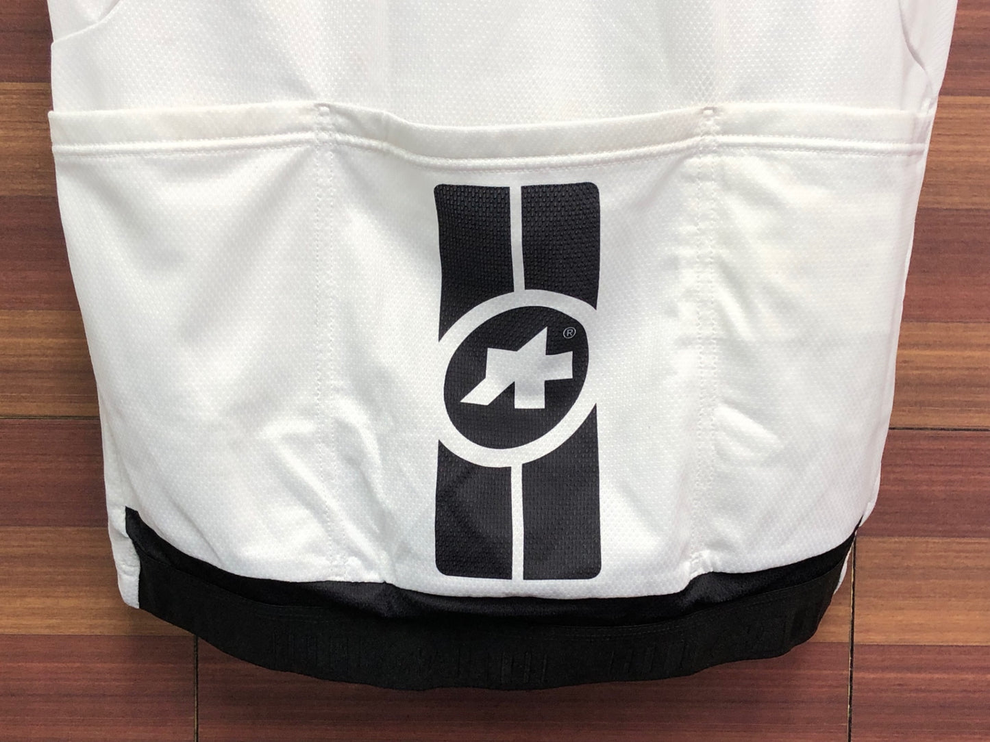 IS810 アソス Assos 半袖 サイクルジャージ ユニオンジャック 白 S